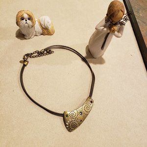 Chico's necklace beautifully detailed centerpiece